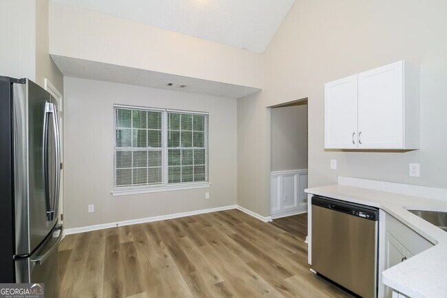 Building Photo - 230 Cinnamon Oak Cir