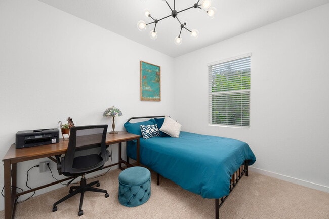 Building Photo - 8813 Via Mar Rosso