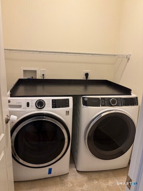 Building Photo - 88 Maple Tree Ave