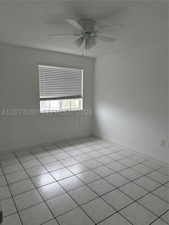 Building Photo - 15870 SW 85th St
