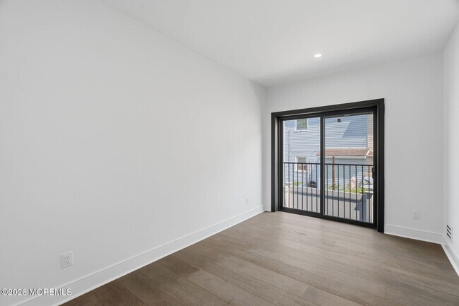 Building Photo - 9 Minerva St