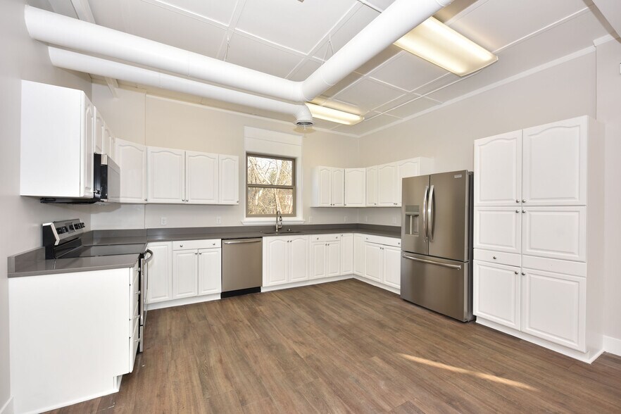 Kitchen looking North - 122 S Webster St