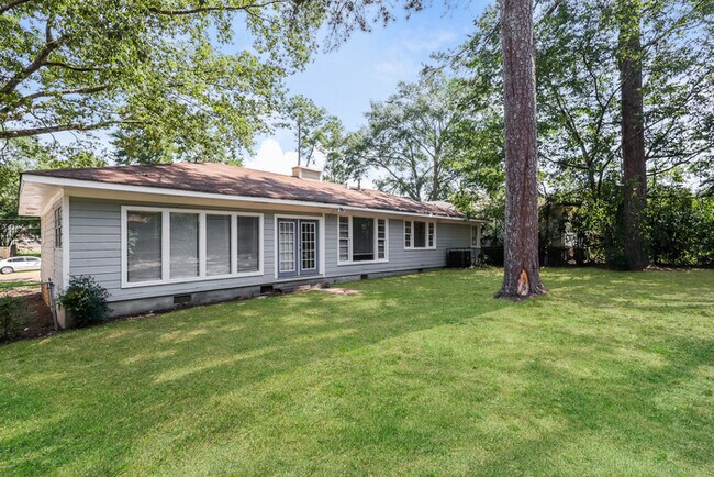 Building Photo - Charming 3-Bedroom Bungalow in Jackson, MS