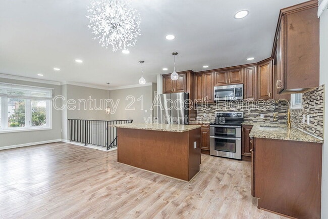 Building Photo - 13566 Princedale Dr