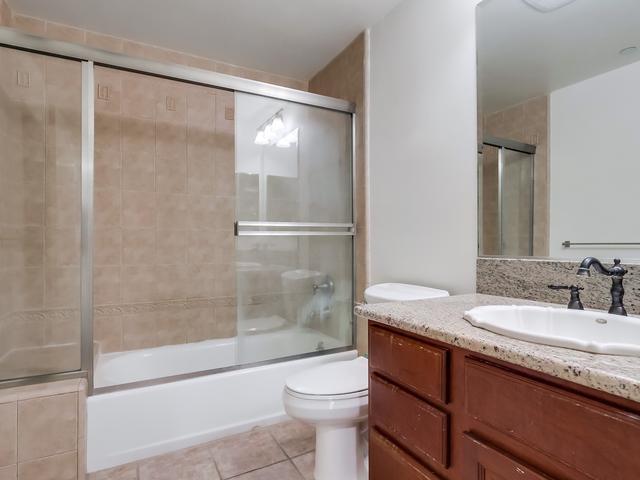 Building Photo - 700 S Ardmore Ave