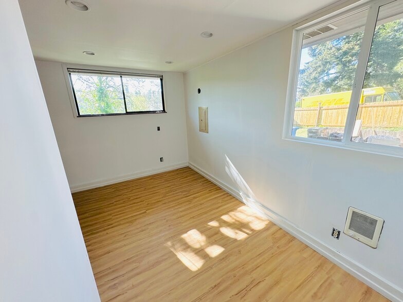 Building Photo - 5640 23rd Ave SW