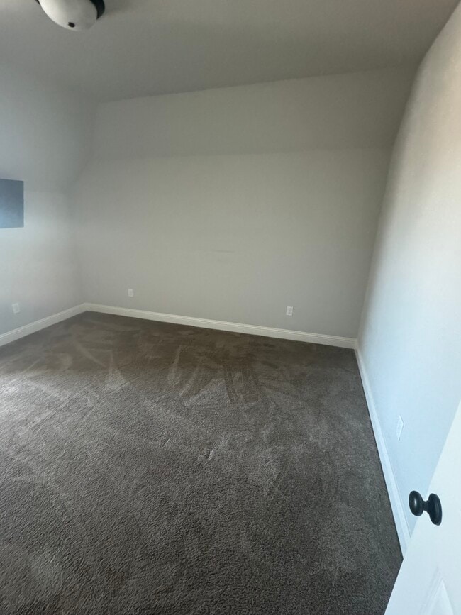 Bedroom 2 - 296 Pilatus Dr