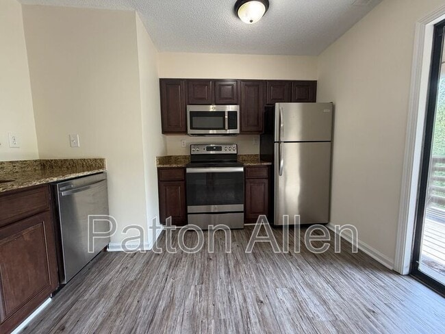 Building Photo - 48 Dawnwood Cir