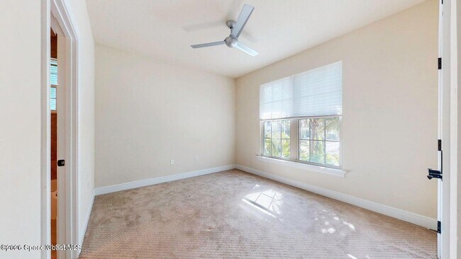 Building Photo - 100 8th Ave