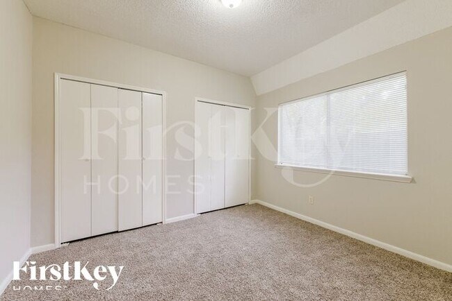 Building Photo - 1523 Plumwood Dr