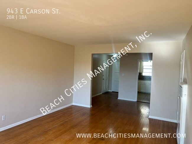 Building Photo - 943 E Carson St