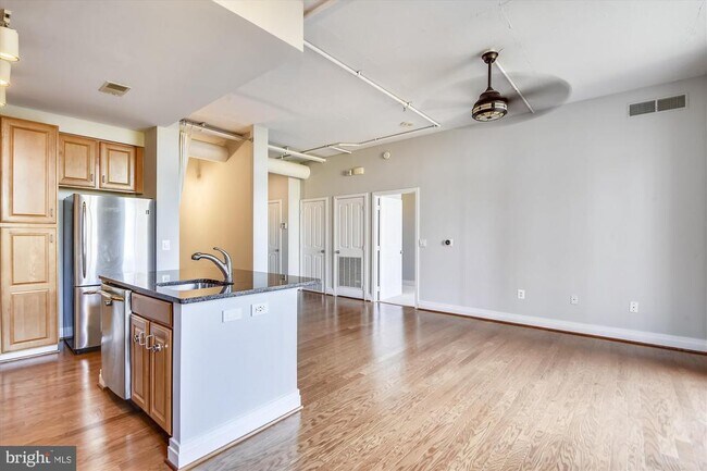 Building Photo - 4480 Market Commons Dr