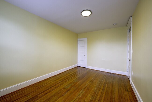 Building Photo - 5518 13th St NW
