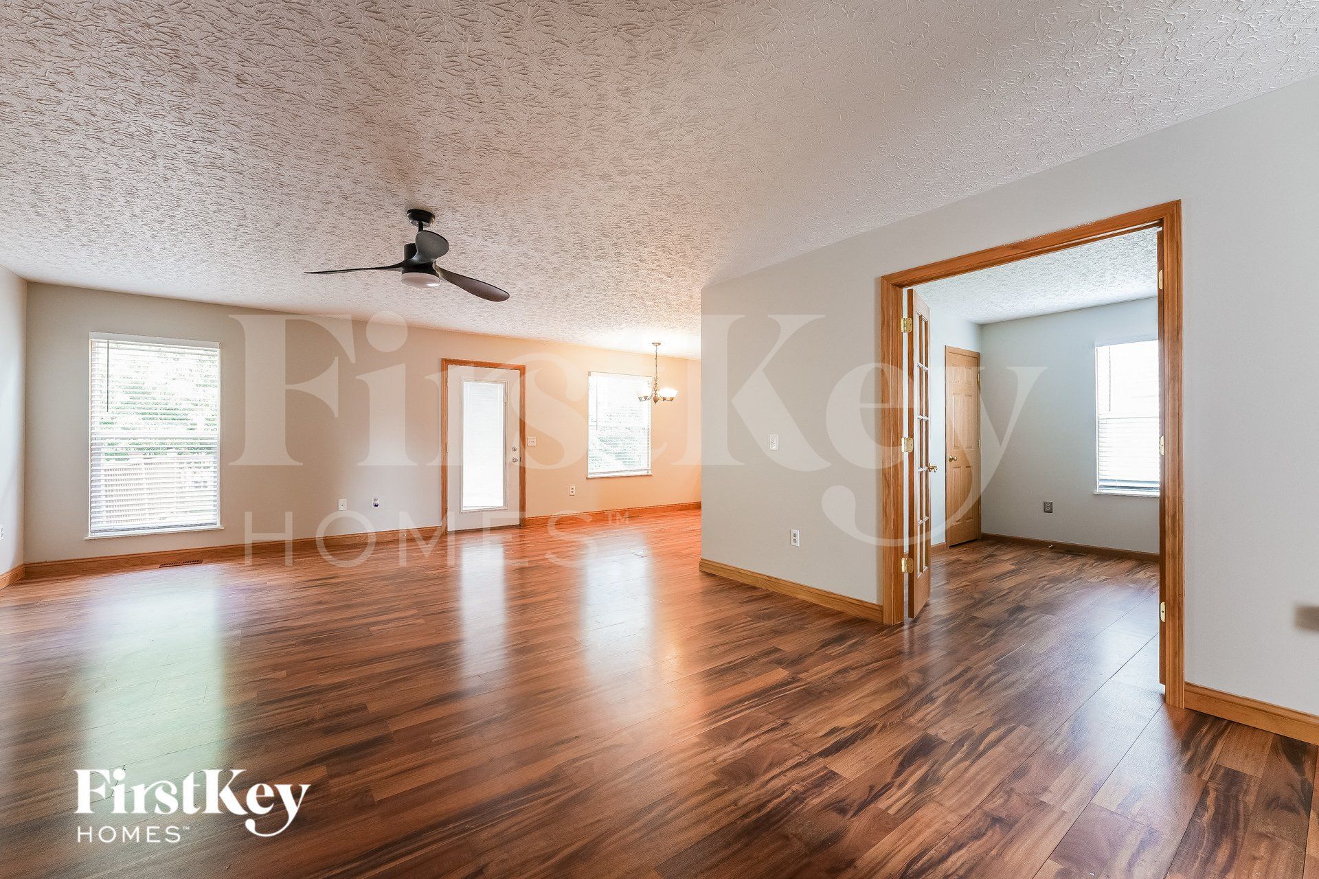 Building Photo - 426 Flat River St