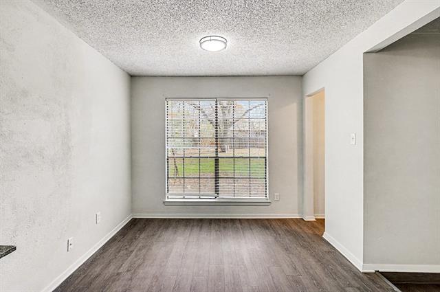 Building Photo - 2705 Warren Ln