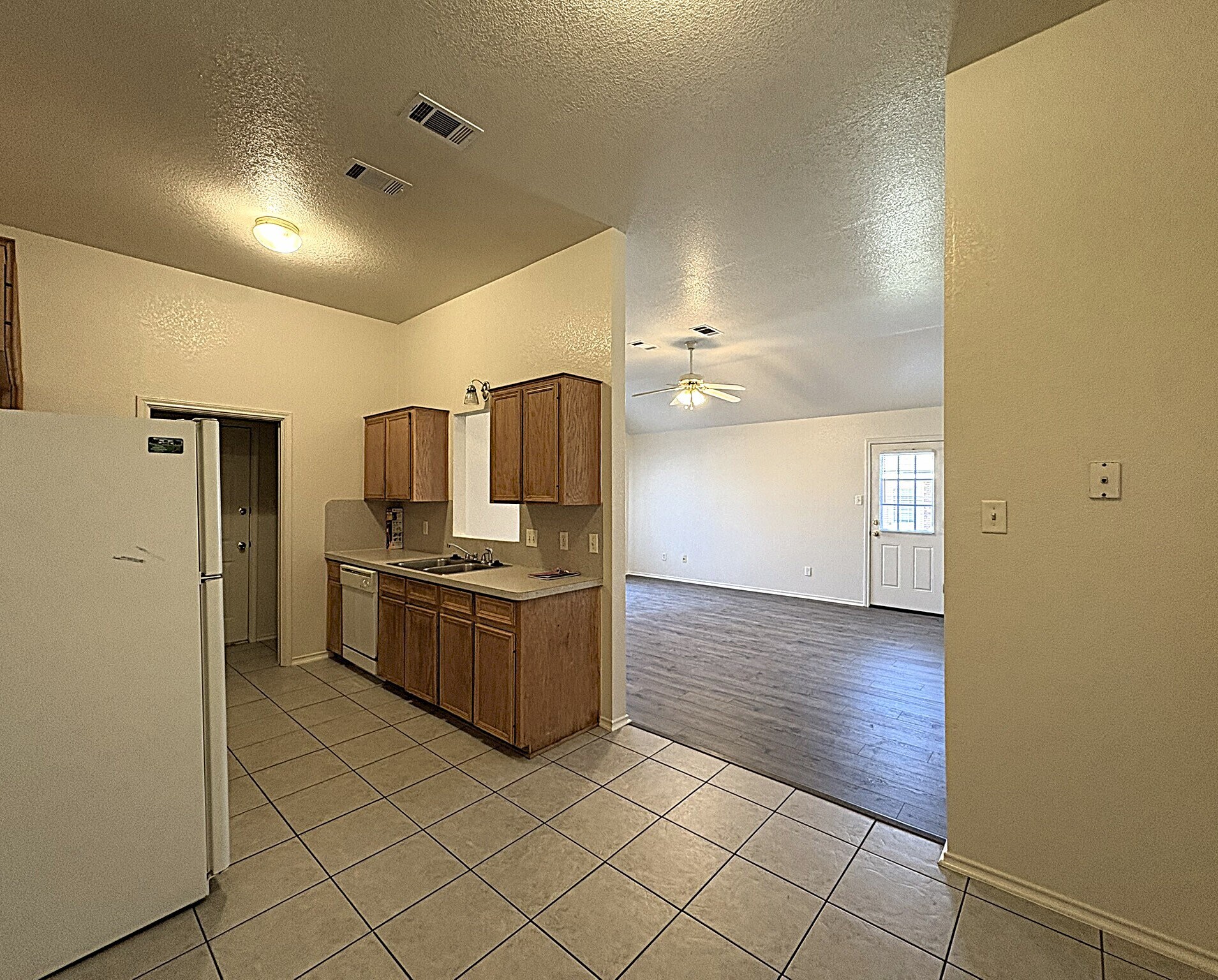 Building Photo - 4300 Alleeta Dr