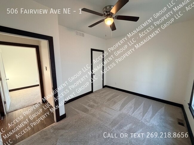 Building Photo - 506 Fairview Ave NE