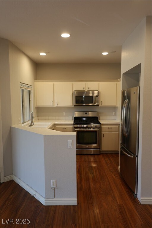 Building Photo - 251 S Green Valley Pkwy