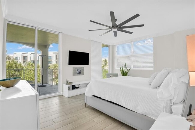 Building Photo - 3700 S Ocean Blvd