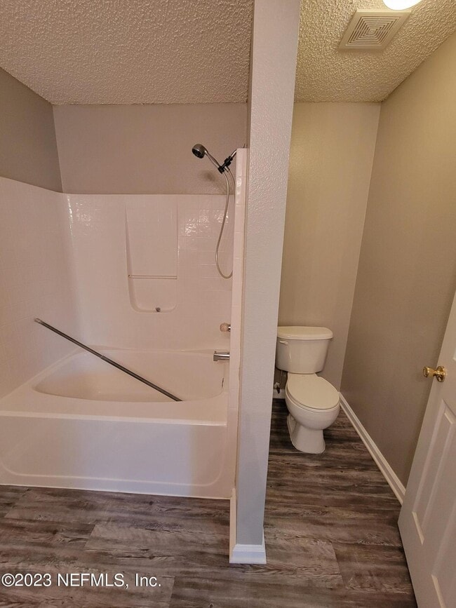 Building Photo - 24 Zoeller Ct