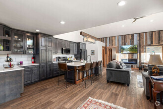 Building Photo - 144 Sweet Pickle Pl
