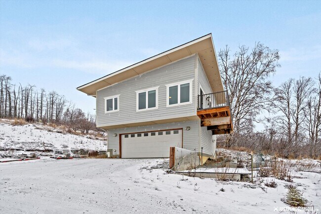 Building Photo - 24618 Wilma Cir