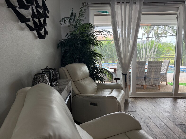 Building Photo - 4968 Bridgehampton Blvd