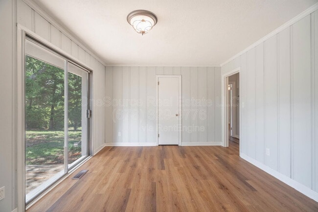 Building Photo - 1248 Cliffwood Dr