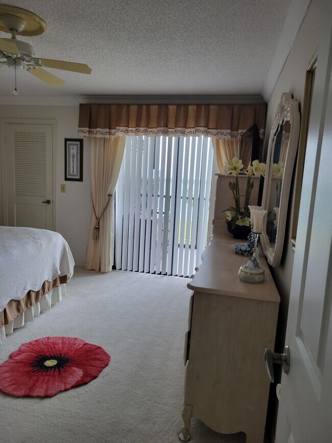 Building Photo - 200 Intracoastal Pl