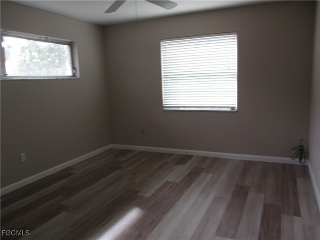 Building Photo - 3745 Maxine St