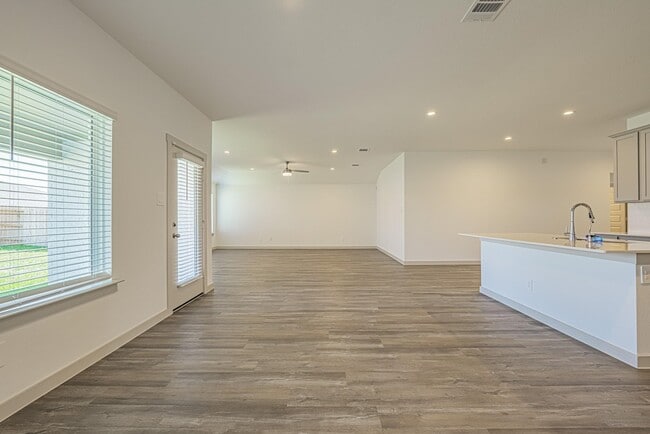 Building Photo - 3419 Harper Mdw Ln