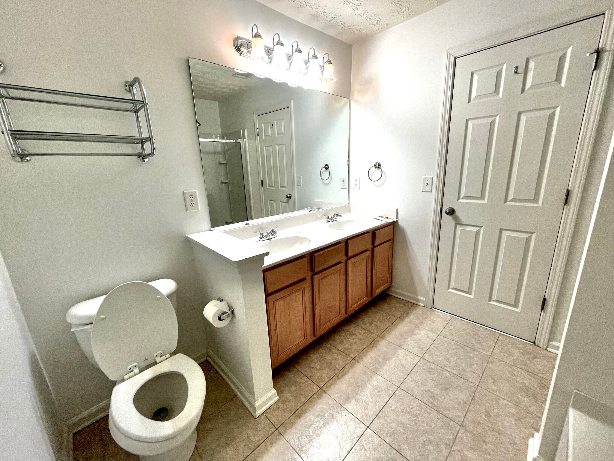 Building Photo - 787 Brookside Parc Ln