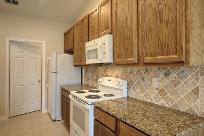 Building Photo - 312 Perch Ln