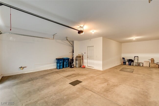 Building Photo - 4630 Summer Azure St