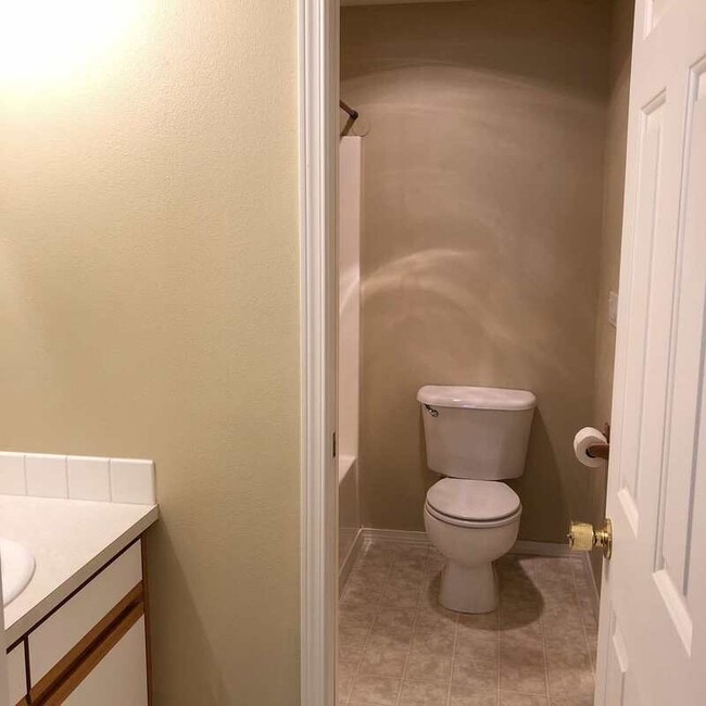 Building Photo - 1973 SW Canyon Dr