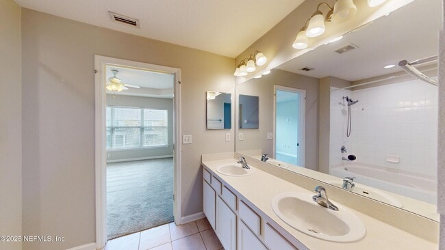 Building Photo - 7091 Stonelion Cir