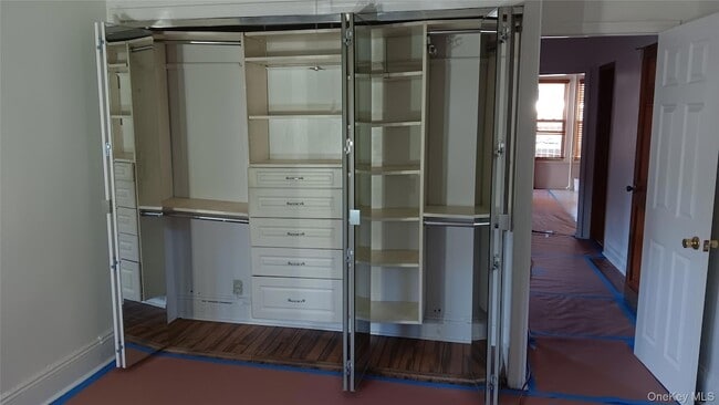 Building Photo - 1811 Wallace Ave