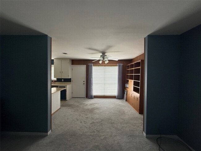 Building Photo - 7945 Cedel Dr