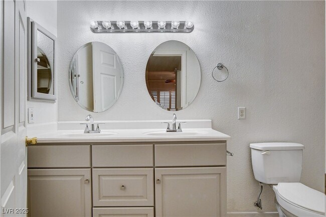 Building Photo - 5216 Mandalay Springs Dr