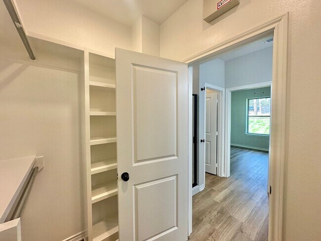 Building Photo - Tour Today! New Construction 4 Bed 2 Bath Triplex!