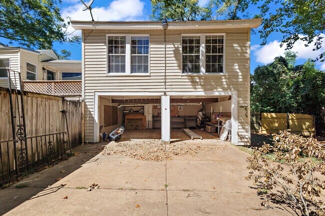 Building Photo - 4022 N State St