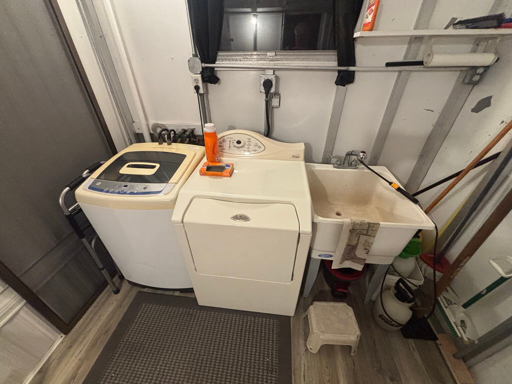 Building Photo - 2658 SW Monarch Trl