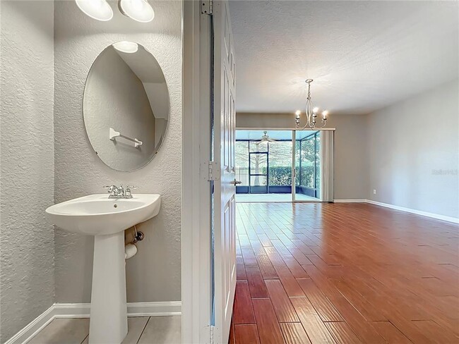 Building Photo - 1017 Enclair St