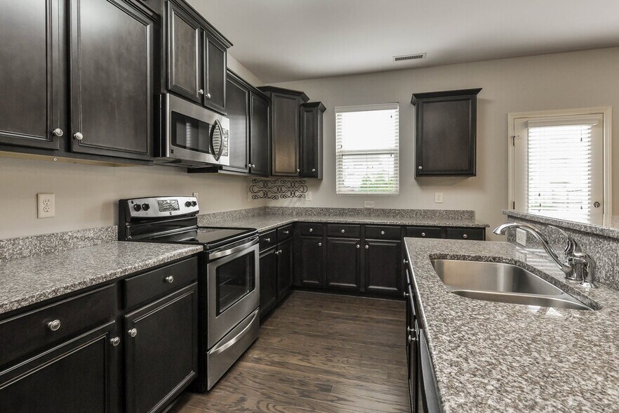 Building Photo - 117 Callahan Trail