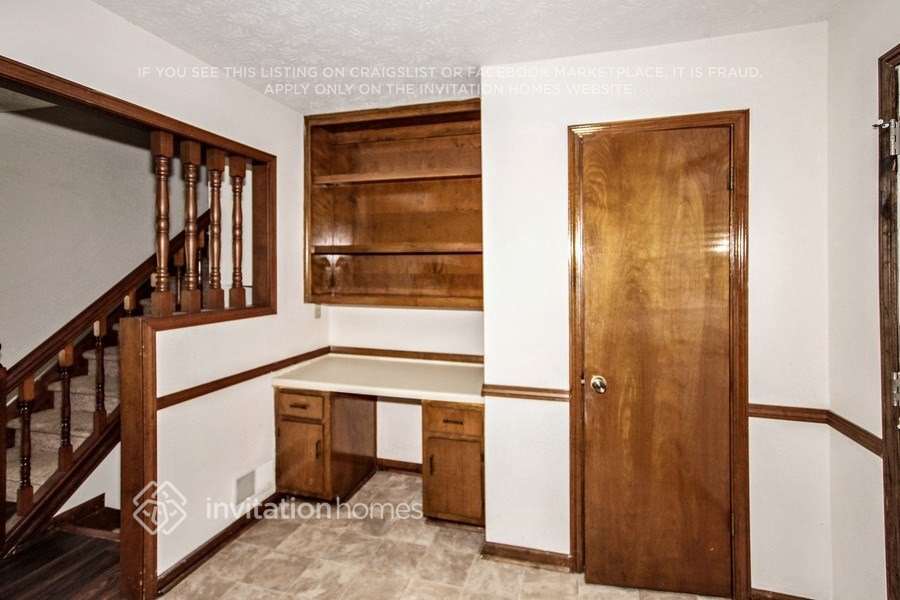 Building Photo - 376 Mill Ridge Way