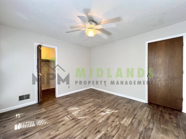 Building Photo - 6101 McMillan Cir