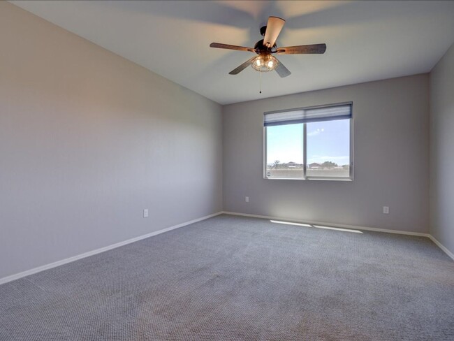 Building Photo - 14266 E Hub Dr