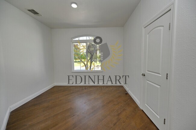 Building Photo - 21678 Eastmere Ln