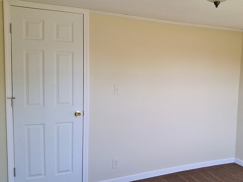 Building Photo - 105 Partridge Ln