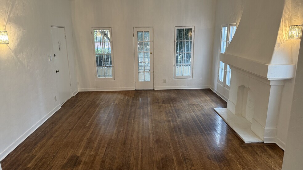 Building Photo - 6133 Orange St